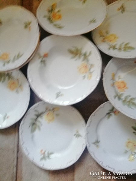 Zsolnay yellow rose plate 24 pieces