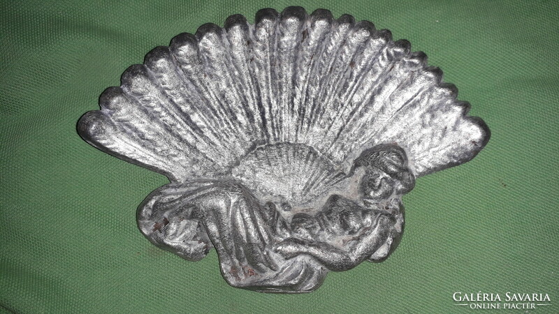 Antique fan-shaped-feather pattern-reclining lady figure-aluminum bowl ashtray 15 x 10 cm according to pictures
