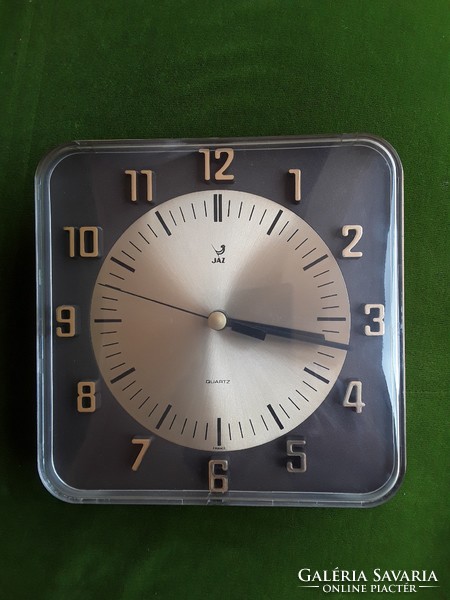 Jaz French vintage wall clock, eighties.