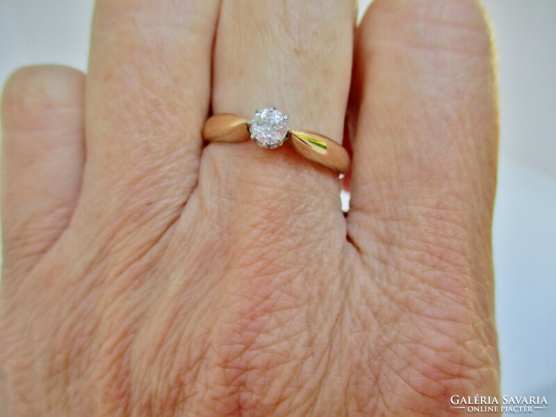 Elegáns régi 14kt arany gyűrű  gyémánt kővel 0,25ct