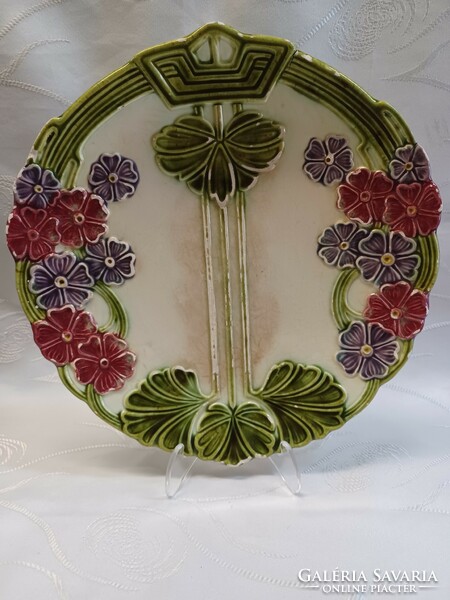 Körmöcbánya majolica wall plate, 28 cm diameter