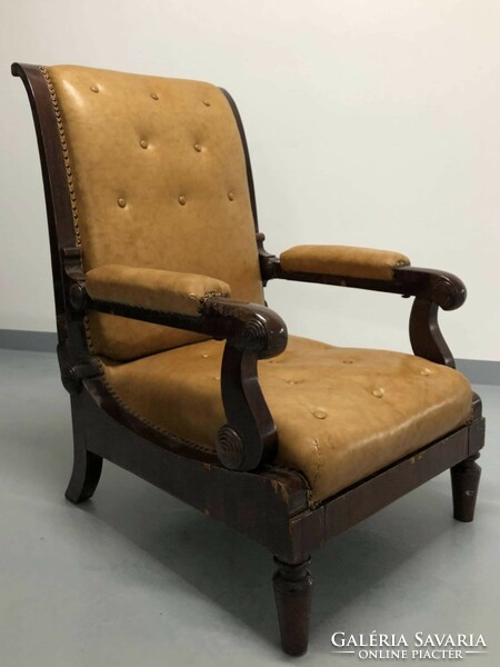 Viennese Biedermeier armchair with adjustable backrest