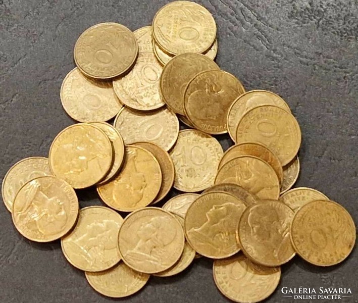 France 10 centimes, lot (33 pieces)