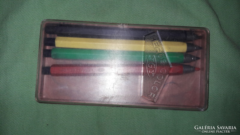Old stationery factory heros color thick colored mechanical pencils in the factory box as shown in the pictures