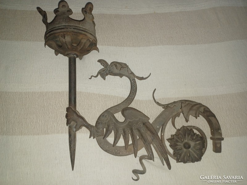 Cc. About 150-200 years old cast iron dragon company