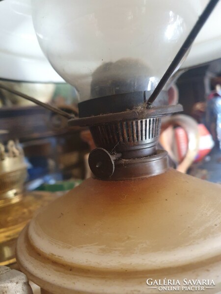 Petróleum lámpa