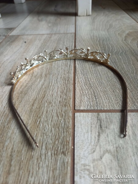 Meseszép régi ezüstözött, üveggyöngy díszes tiara (13,5x14,5x2 cm)