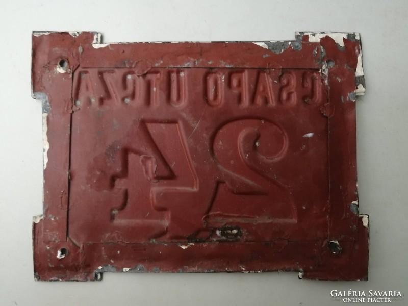 ANTIK UTCA- ÉS HÁZSZÁM  -  CSAPÓ UTCZA 24