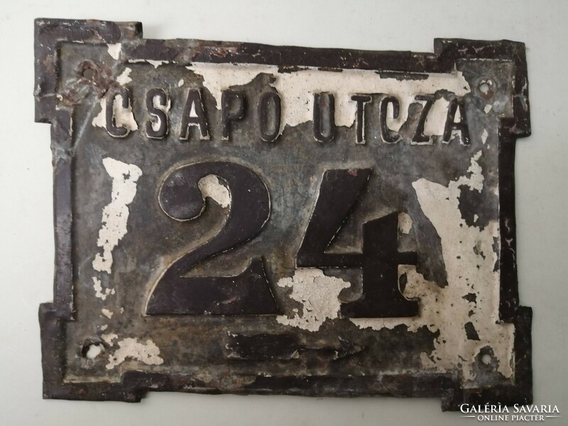 ANTIK UTCA- ÉS HÁZSZÁM  -  CSAPÓ UTCZA 24