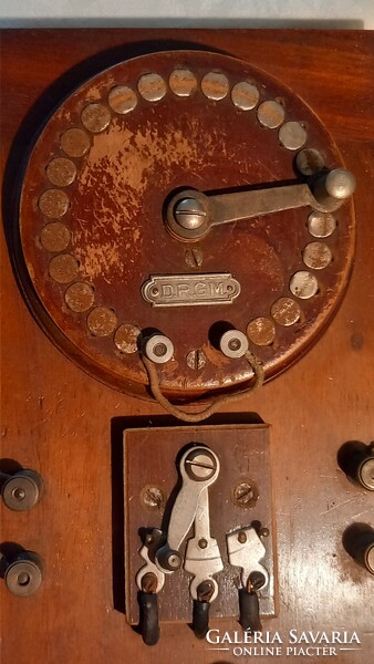 Valamilyen régi német elektromos eszköz ( D.R.G.M., harmadik birodalmi)