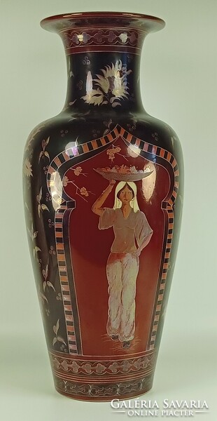 ZSOLNAY NAGY KÉTTÜZŰ EOSIN PORCELÁN VÁZA MESTERMŰ FESTŐ HORVÁTH GYÖNGYI DOLGOZÓ HÖLGYEK (R004)