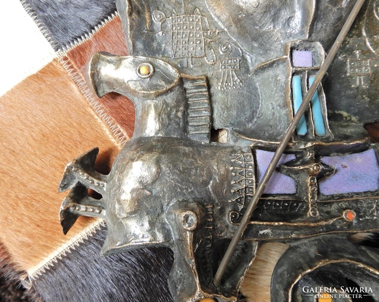 Régi Muharos Lajos bronz relief Sárkányölő Szent György ábrázolással, zománc díszítéssel