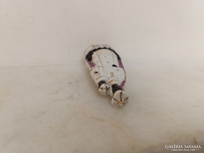 Antik biszkvit porcelán kis fekete Madonna Mária Jézus szobor 19. század keresztény katolikus 745
