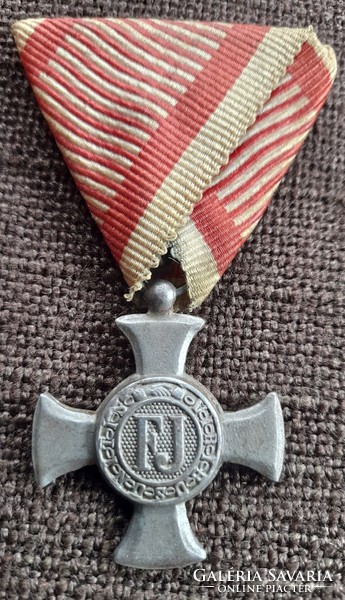 Ferenc József. K.u.K. Vas érdemkereszt 1916  kitüntetés . Eredeti szalag  !