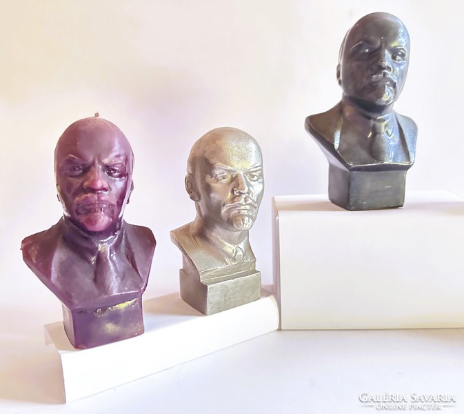 Lenin, Sztálin, és Néró 5 db büszt.