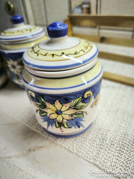 Kerámia fűszertató fa tartóban eladó!