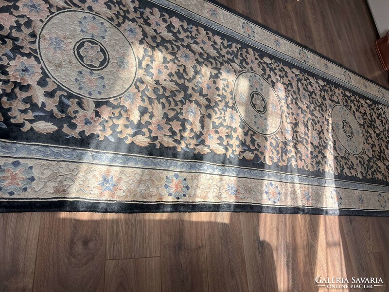 Gyönyörű egyedi bambuszselyem szőnyeg 120x400 különleges, ritka darab