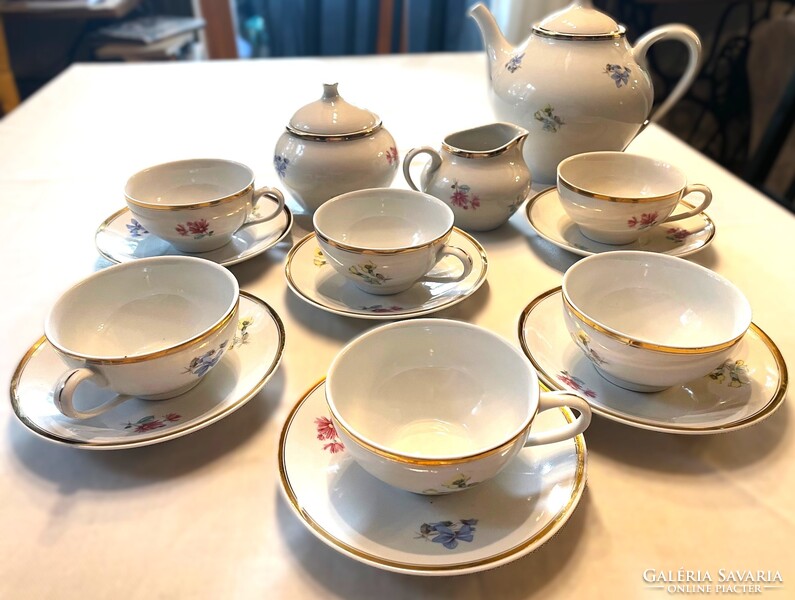 Hollóházi 6 személyes porcelán aranyozott virágmintás teáskészlet, régi