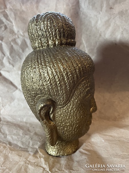 Hatalmas, nehéz, bronz-arany színű Buddha fej