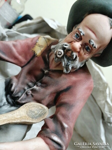 Poema Emil Cretu kerámia