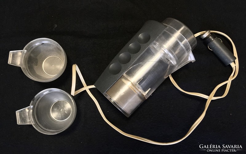 Régi és ritkán fellelhető ,Orosz, autós  szivargyújtós kávéfőző !