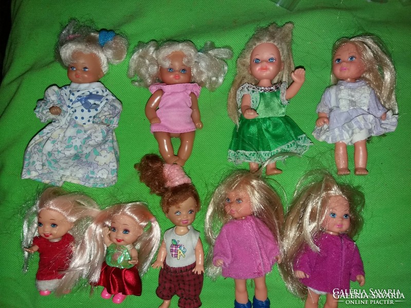 GYÖNYÖRŰ BABACSOMAG MINŐSÉGI Mattel ,SIMBA és HASBRO kicsi Barbie babák 9 db egyben a képek szerint