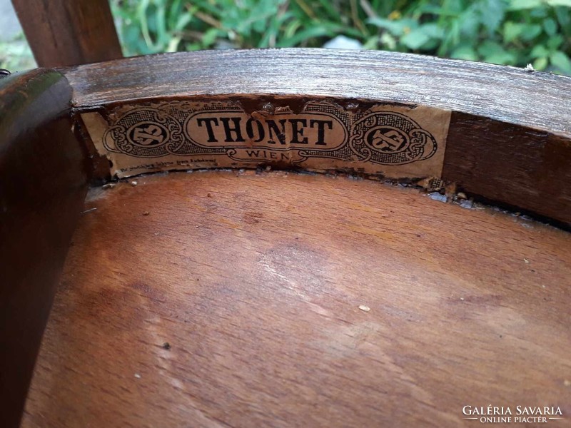 Thonet szék.
