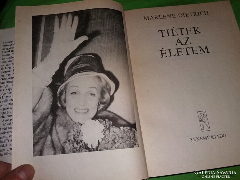 1985. Marlene Dietrich :Tiétek az életem... életrajzi könyv a képek szerint ZENEMŰ