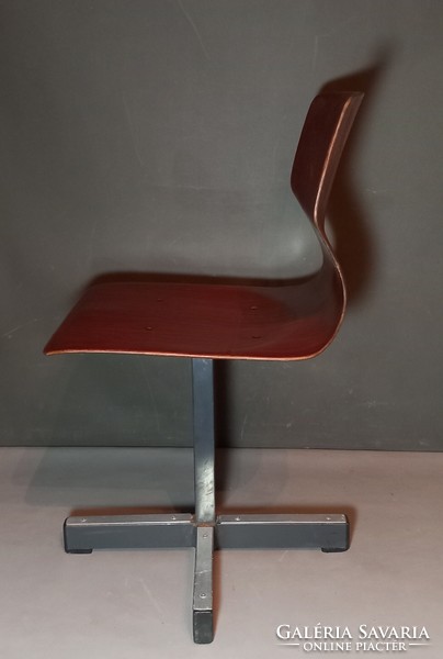 Mid century ikonikus Föltotto Pagholz szék ALKUDHATÓ design