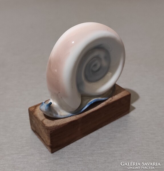 Régi, Aquincum porcelán csiga eladó