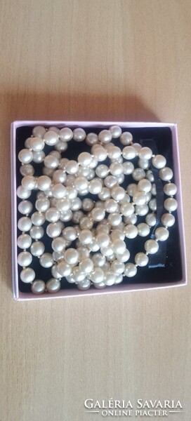 Opál 150 darabos több mint 100 éves hosszú gyöngysor