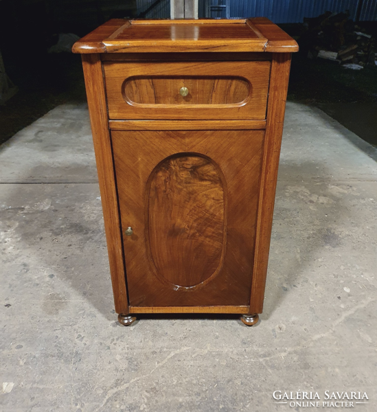 Bécsi kis szekrényke ca.1880