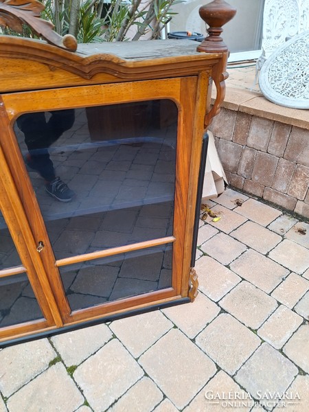 Antik biedermeier pohárszék