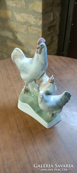 Zsolnay porcelán tyúkudvar/baromfi udvar Sinkó