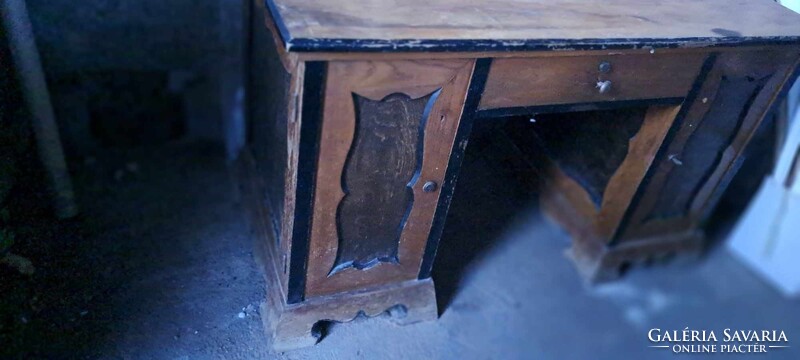 Biedermeier stílusú íróasztal, szekrénnyel és pulpitussal eladó