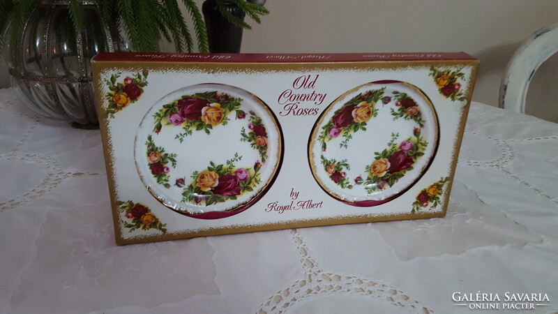 Old Country Roses by Royal Albert díszdobozos tányérkák