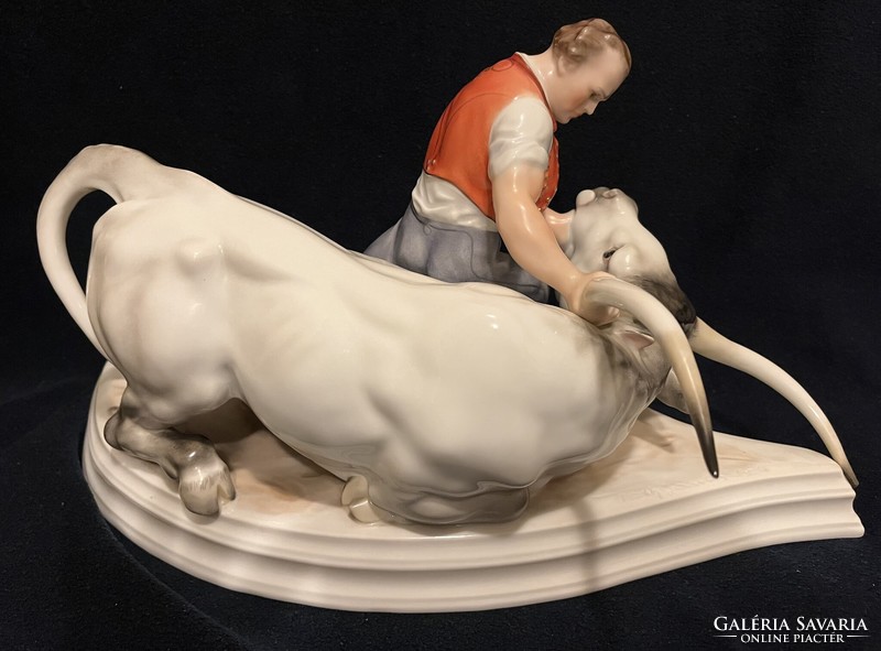 Herendi porcelán - Toldi a bikával, nagy méretű