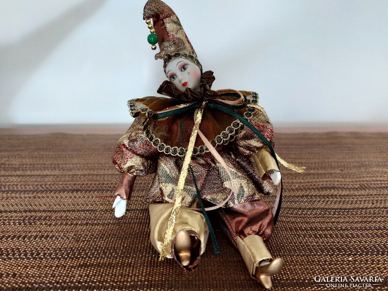 Velencei porcelán baba karneváli dísz bohóc 24 cm