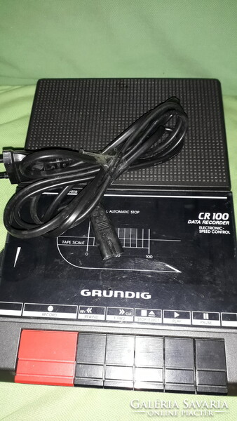 Retro GRUNDIG CR 100 KAZETTÁS REKORDER MAGNETOFON TÖKÉLETESEN MŰKÖDIK 27X17X6 cm a képek szerint