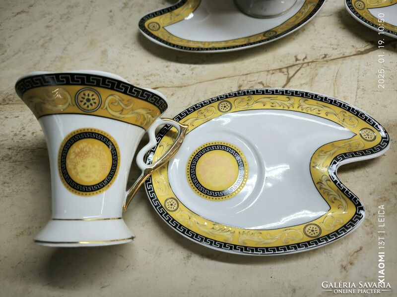 Porcelán reggeliző szett eladó! Capuccinó pohár alátéttel 5 db eladó!