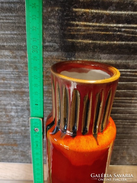 Retro ökör vérmázas  váza     28 cm