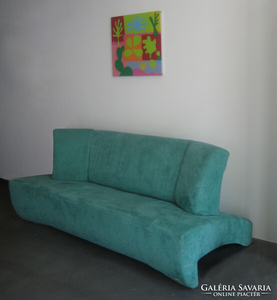 Kanapé, Peter Maly designer által tervezett