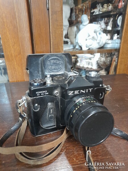 ZENIT TTL Helios-44M Tükörreflexes Fényképező.