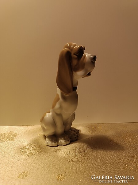 NAGYOBB MÉRETŰ, HIBÁTLAN LLADRO NAO SPANYOL PORCELÁN - MESESZÉP KUTYUS