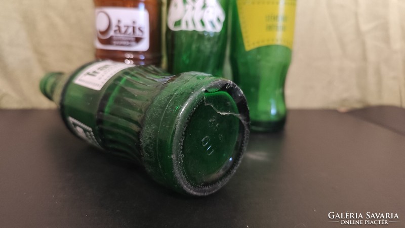 Retró üdítős üvegek.Traubisoda,Coca Cola,Oázis,Sztár,Márka.