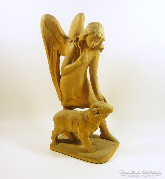 ANGYAL BÁRÁNNYAL 30 CM., JELZETT, FÁBÓL FARAGOTT FIGURA! (F006)