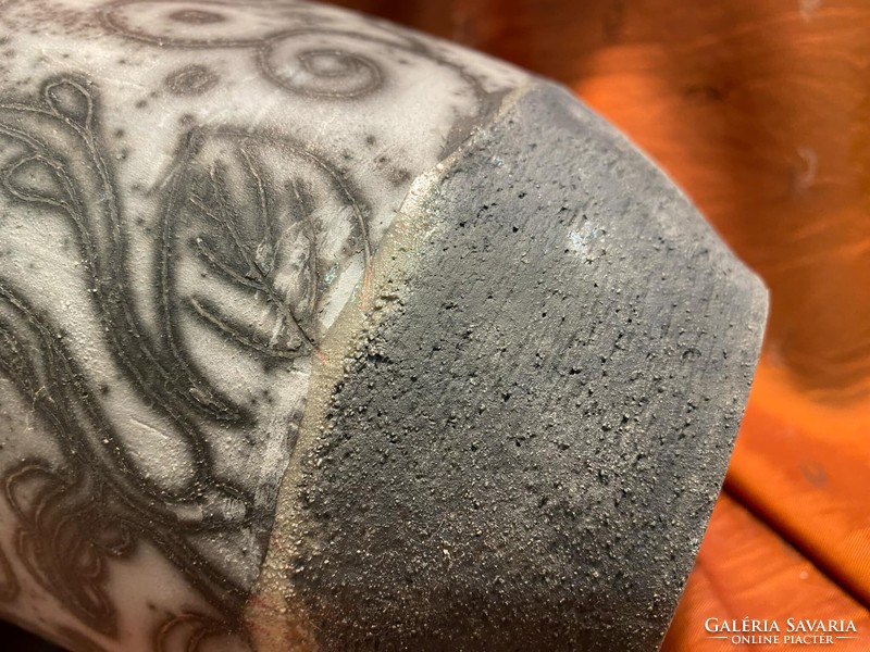 NAKED (MEZTELEN) RAKU, KARCOLT MINTÁS KASPÓ