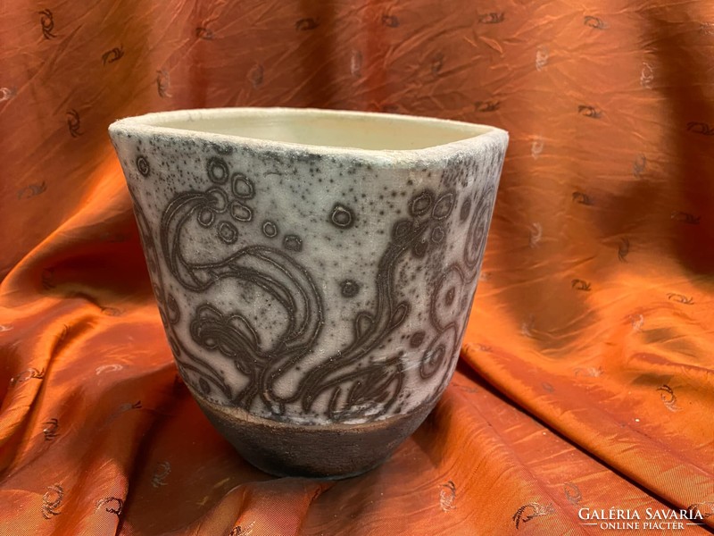 NAKED (MEZTELEN) RAKU, KARCOLT MINTÁS KASPÓ