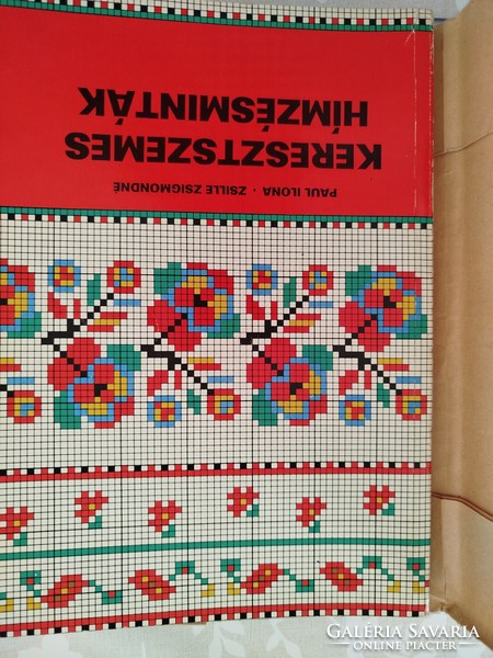 Keresztszemes hímzésminták Paul Ilona Zsille Zsigmondné