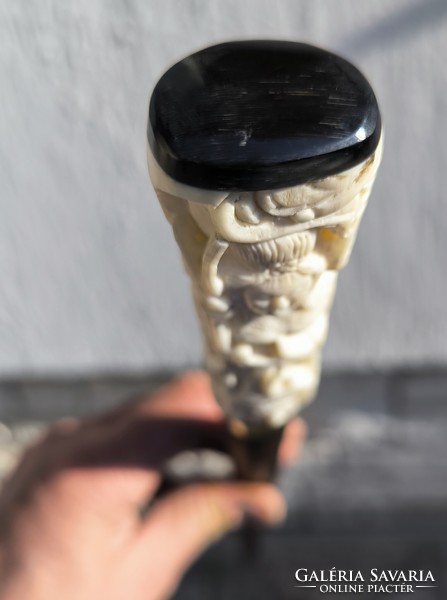 Faragott csont Buddha szobor fejes sétapàlca sétabot tőrös bot kard bajonett
